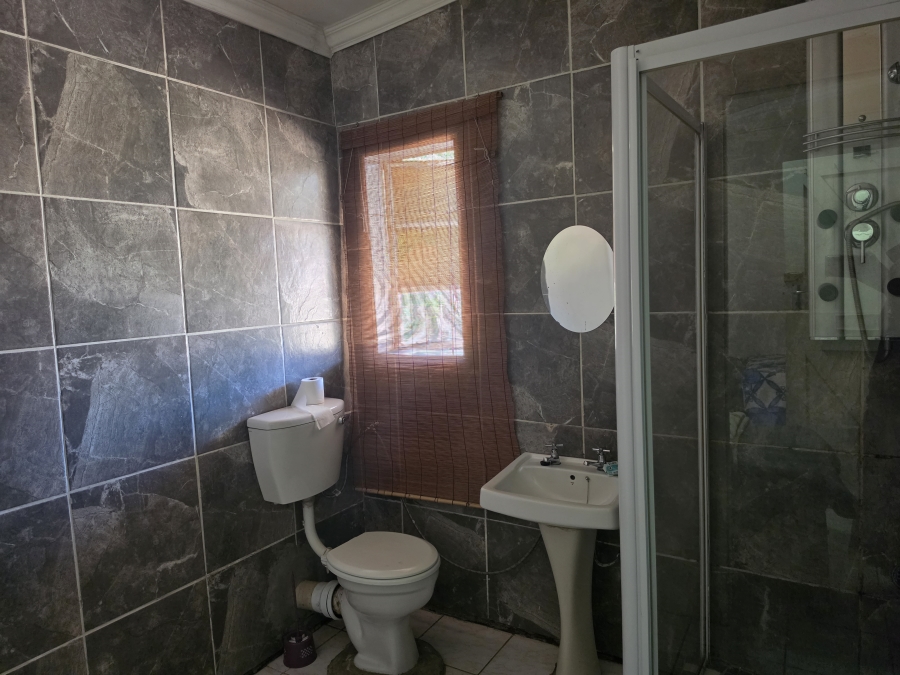 4 Bedroom Property for Sale in Wilgehof Free State